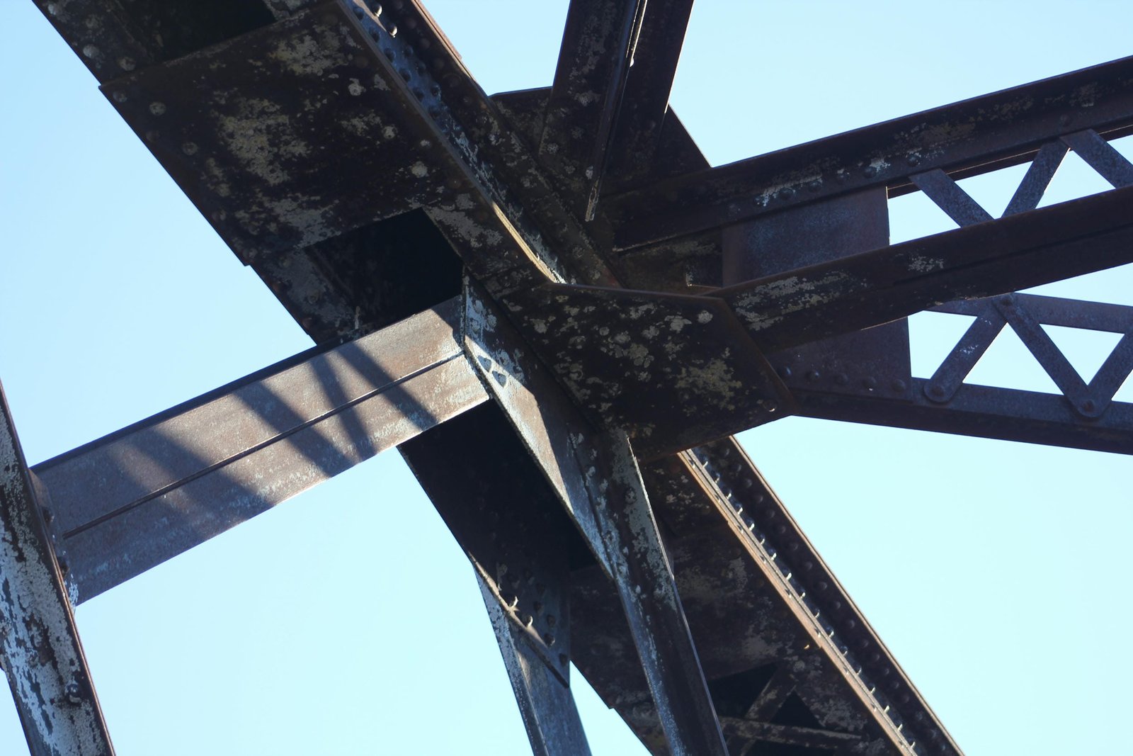 Upper connection